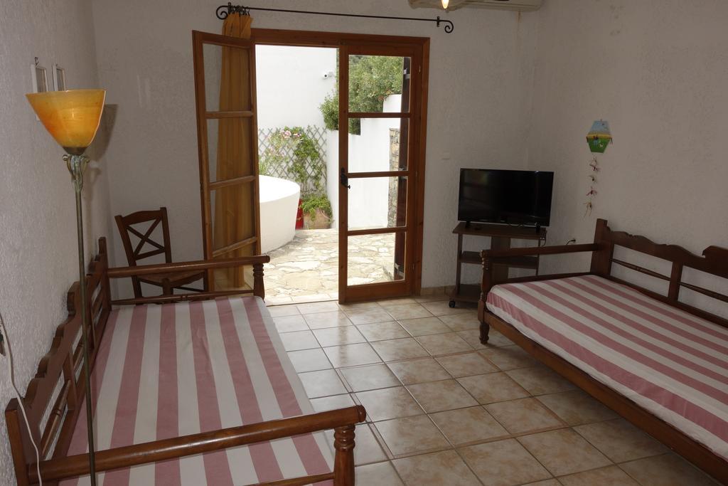Cretan Village Hotel Amoudara  Bagian luar foto